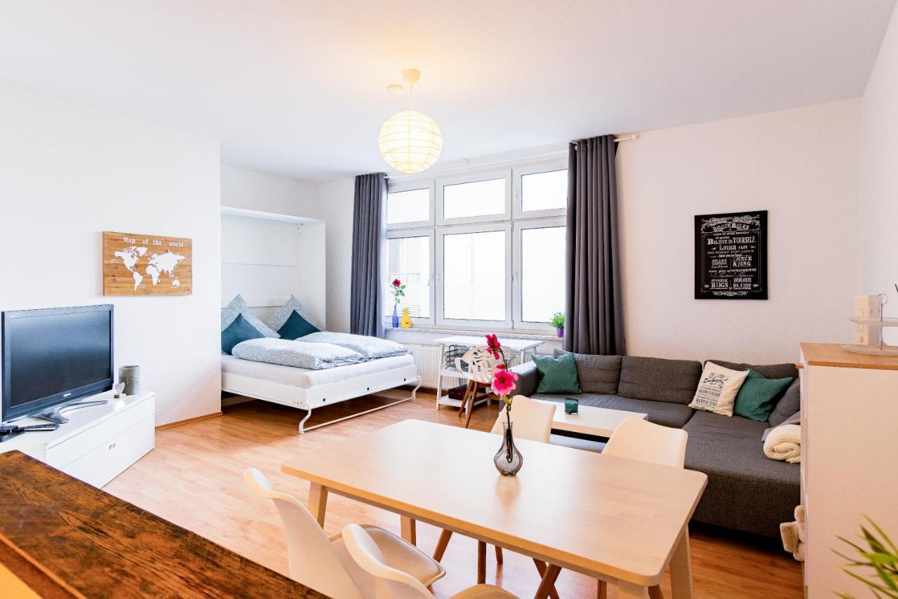 Helle Wohnung In Top-Lage, Hasselbachplatz - Altstadt, W-Lan, 4 Schlafplaetze มัคเดอบวร์ก ภายนอก รูปภาพ